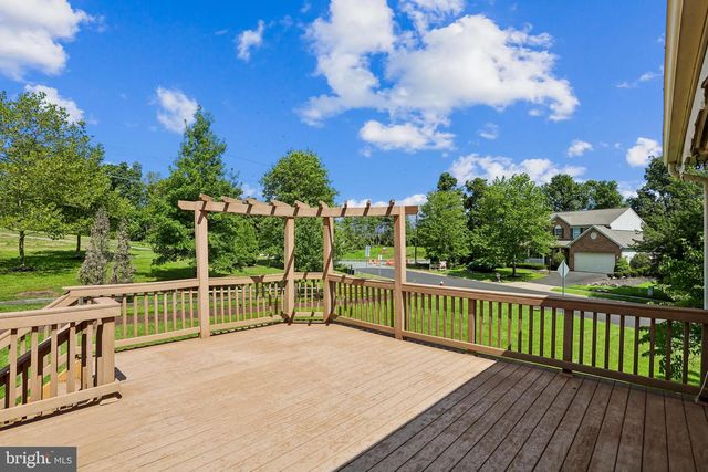 43081 BINKLEY CIR, Leesburg, VA 20176