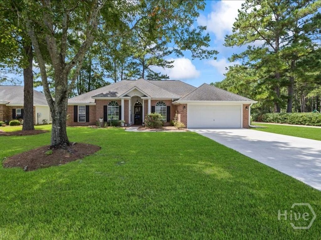 Image 9 of property listing at 202 Walthour Drive, Rincon, GA 31326