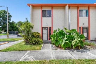 1655 58TH TERRACE S 1, St Petersburg, FL 33712
