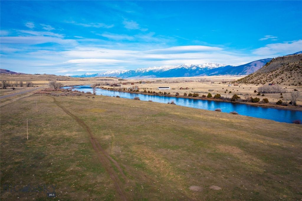 TBD HWY 89, Emigrant, MT 59027 photo 5