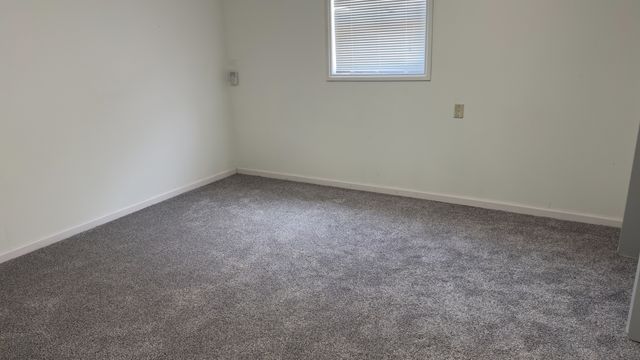 392 Luella Avenue, Calumet City, IL 60409