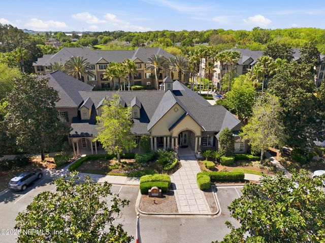 7800 POINT MEADOWS Drive 1233, Jacksonville, FL 32256