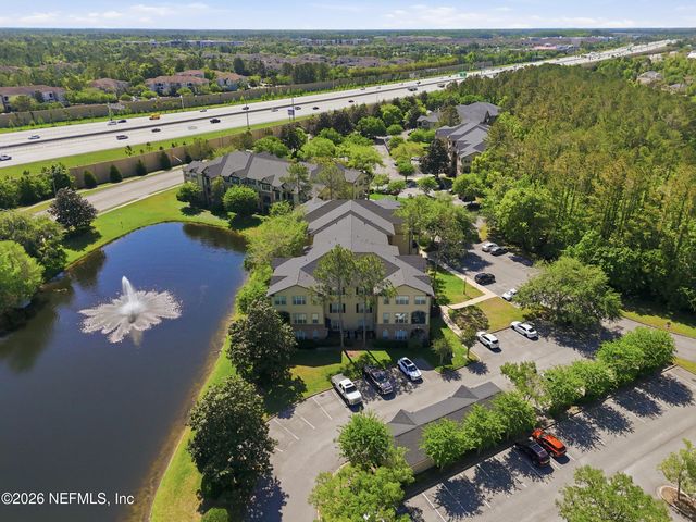 7800 POINT MEADOWS Drive 1233, Jacksonville, FL 32256