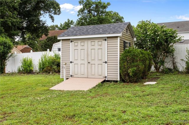 8900 Emory Oak Ln, Chesterfield, VA 23237