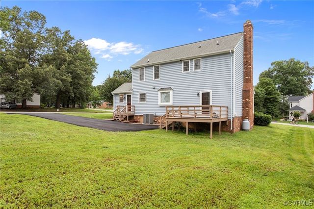 8900 Emory Oak Ln, Chesterfield, VA 23237