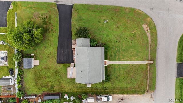 8900 Emory Oak Ln, Chesterfield, VA 23237
