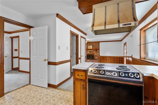 8900 Emory Oak Ln, Chesterfield, VA 23237