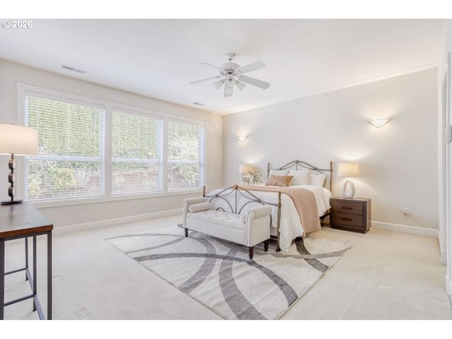 2430 Nw WOODROSE Dr, Portland, OR 97229