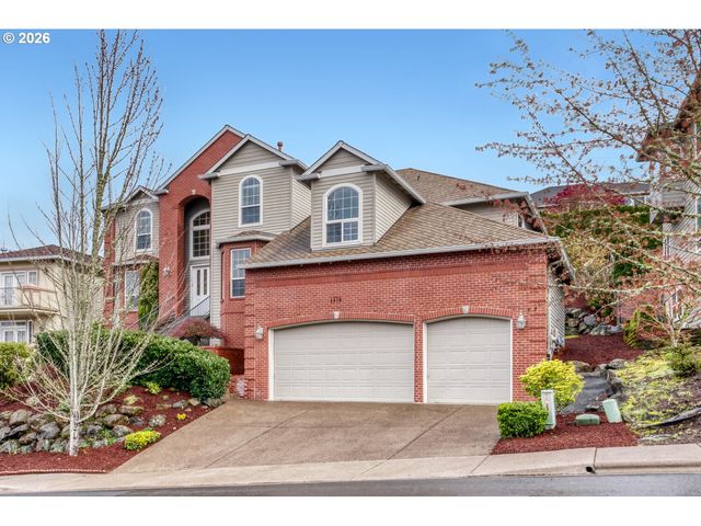 2430 Nw WOODROSE Dr, Portland, OR 97229