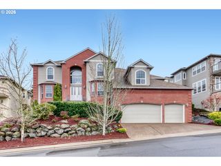 2430 Nw WOODROSE Dr, Portland, OR 97229