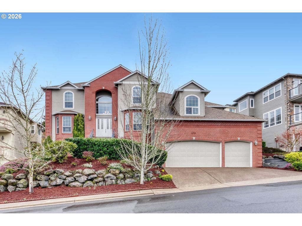 2430 Nw WOODROSE Dr, Portland, OR 97229