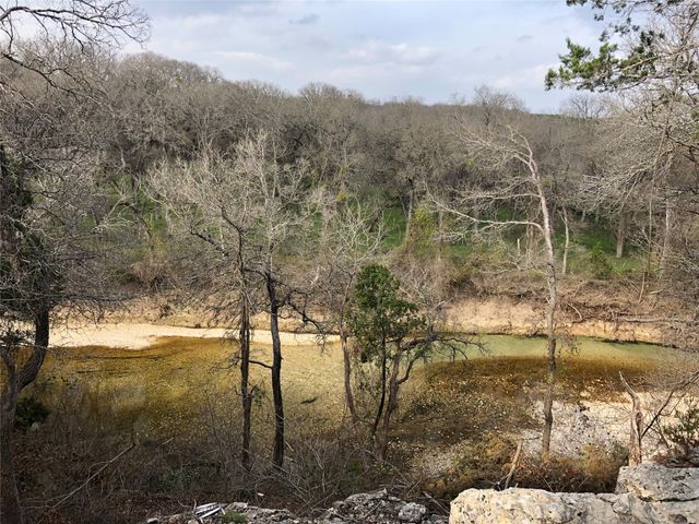 130 Winding Trail, Crawford, TX 76638