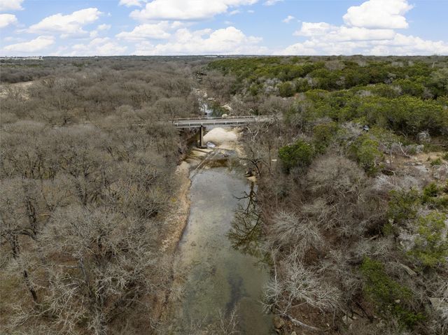 130 Winding Trail, Crawford, TX 76638