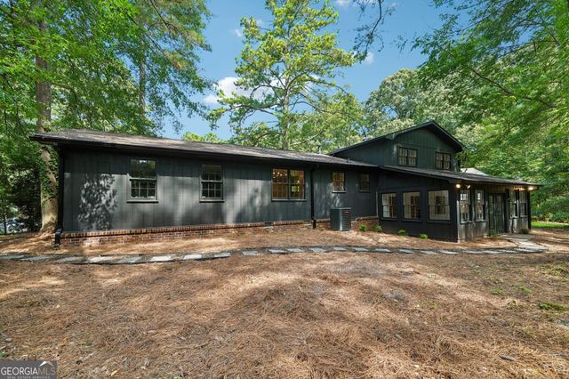 512 Wood Forest Court, Marietta, GA 30066
