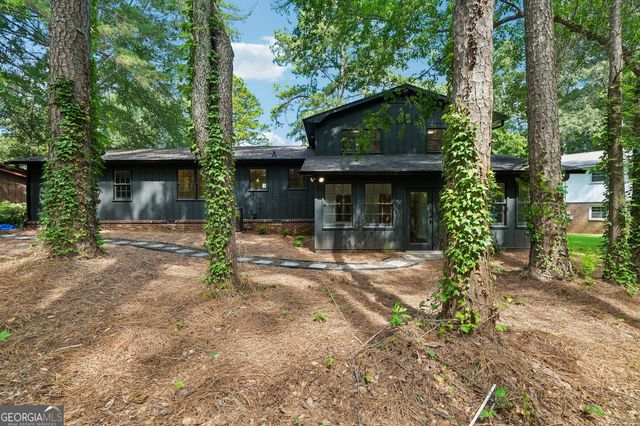 512 Wood Forest Court, Marietta, GA 30066