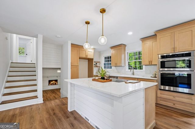 512 Wood Forest Court, Marietta, GA 30066