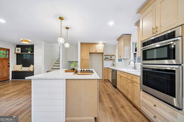 512 Wood Forest Court, Marietta, GA 30066