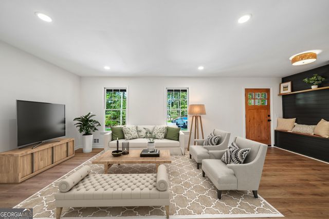 512 Wood Forest Court, Marietta, GA 30066