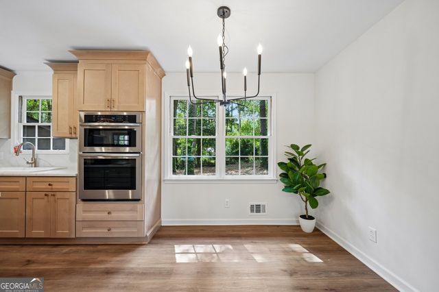 512 Wood Forest Court, Marietta, GA 30066