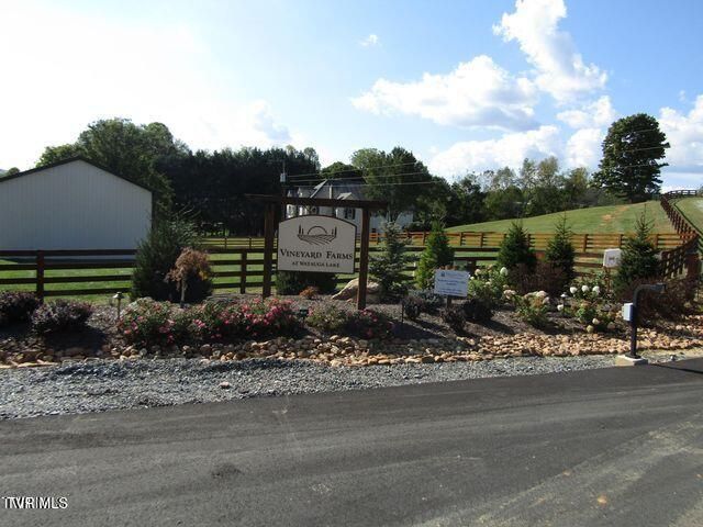 Lot 33 Vineyard Farms Parkway, Butler, TN 37640