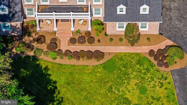 5 CARROLL RUN CT, Phoenix, MD 21131