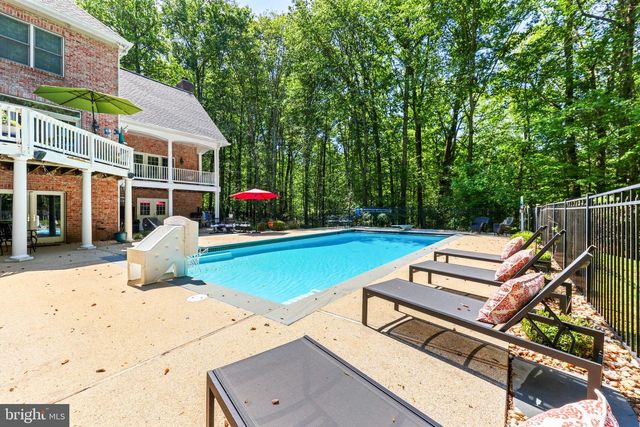 5 CARROLL RUN CT, Phoenix, MD 21131
