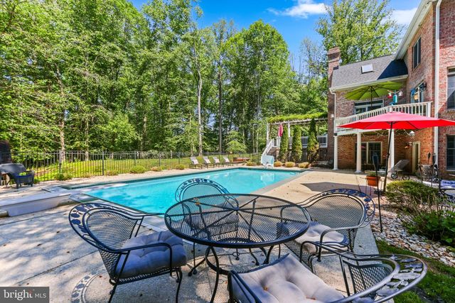 5 CARROLL RUN CT, Phoenix, MD 21131