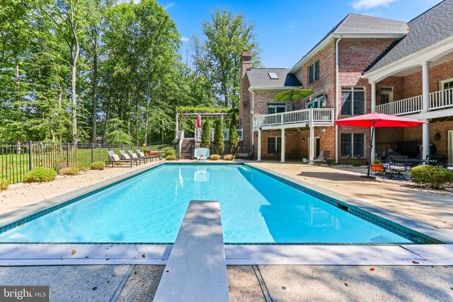 5 CARROLL RUN CT, Phoenix, MD 21131