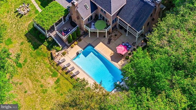 5 CARROLL RUN CT, Phoenix, MD 21131