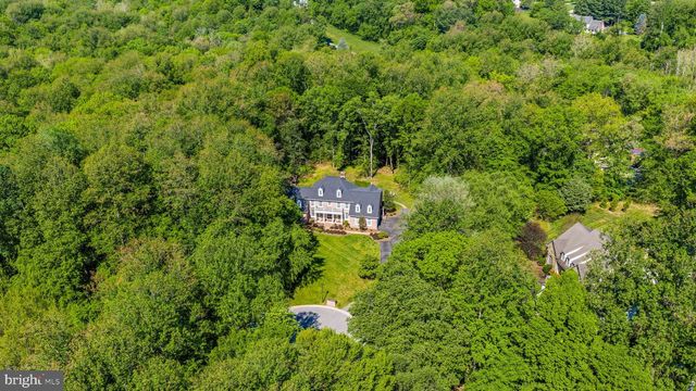5 CARROLL RUN CT, Phoenix, MD 21131