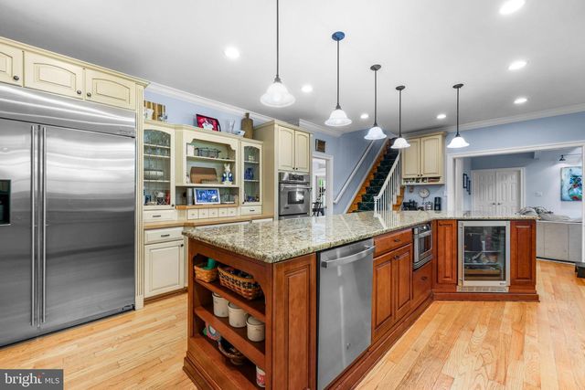 5 CARROLL RUN CT, Phoenix, MD 21131