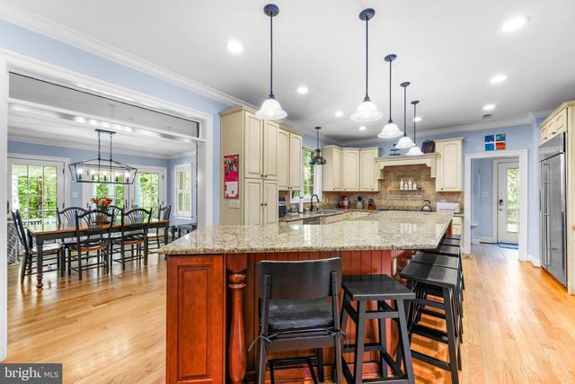5 CARROLL RUN CT, Phoenix, MD 21131