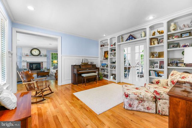5 CARROLL RUN CT, Phoenix, MD 21131