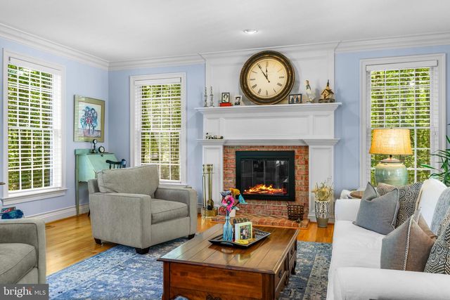 5 CARROLL RUN CT, Phoenix, MD 21131