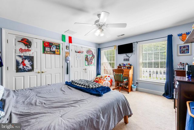5 CARROLL RUN CT, Phoenix, MD 21131
