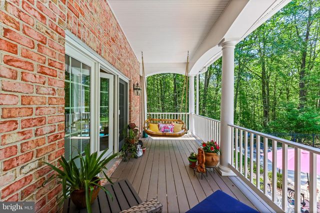5 CARROLL RUN CT, Phoenix, MD 21131