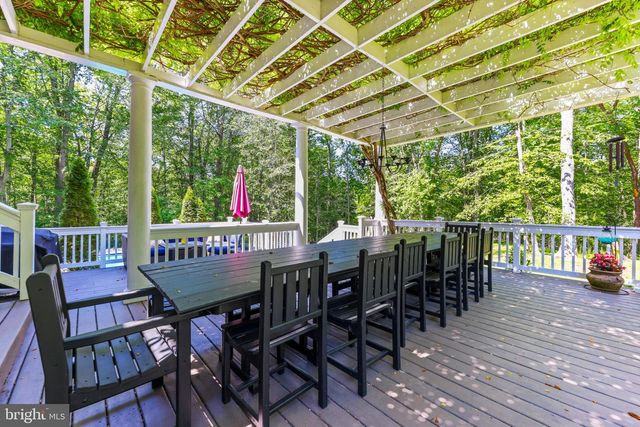 5 CARROLL RUN CT, Phoenix, MD 21131