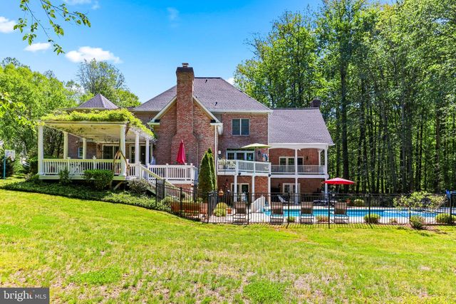 5 CARROLL RUN CT, Phoenix, MD 21131