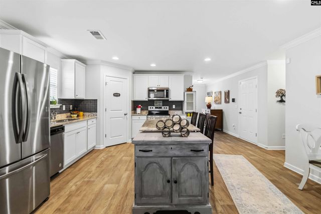 206 Carriagebrook Circle, Camden, SC 29020