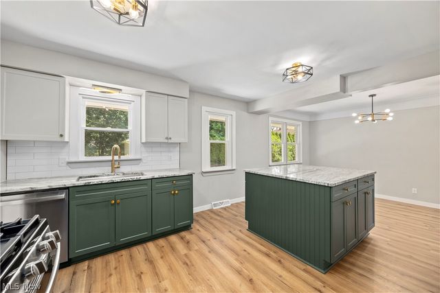 3815 Spencer Road, Rocky River, OH 44116