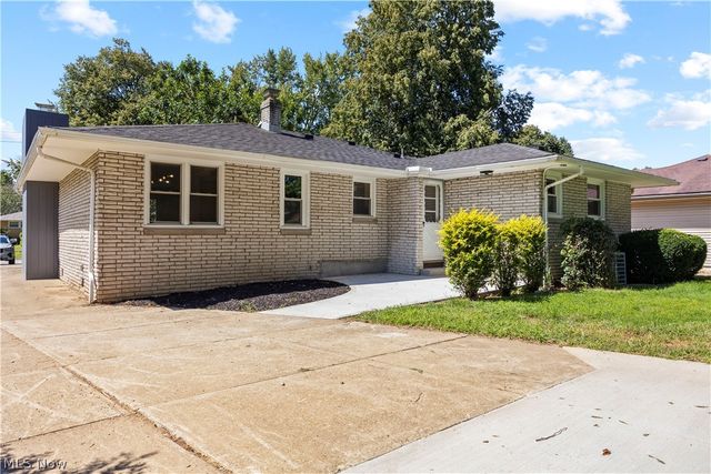 3815 Spencer Road, Rocky River, OH 44116
