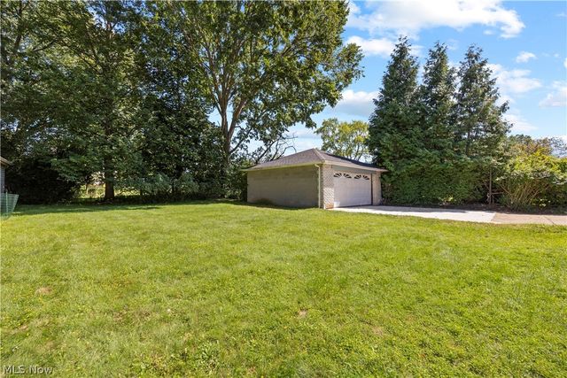 3815 Spencer Road, Rocky River, OH 44116