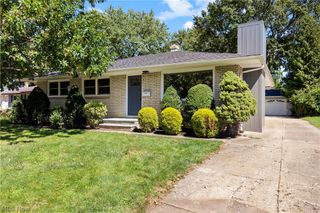 3815 Spencer Road, Rocky River, OH 44116