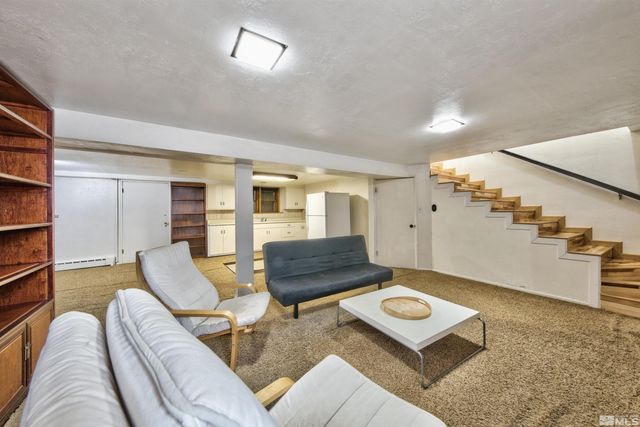 1800 Benjamin Franklin Drive, Reno, NV 89509