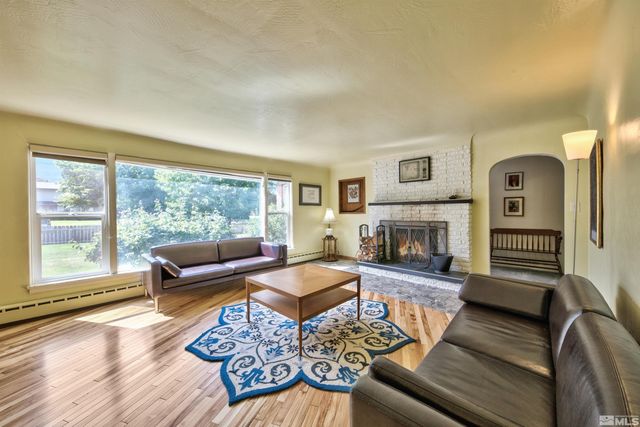 1800 Benjamin Franklin Drive, Reno, NV 89509