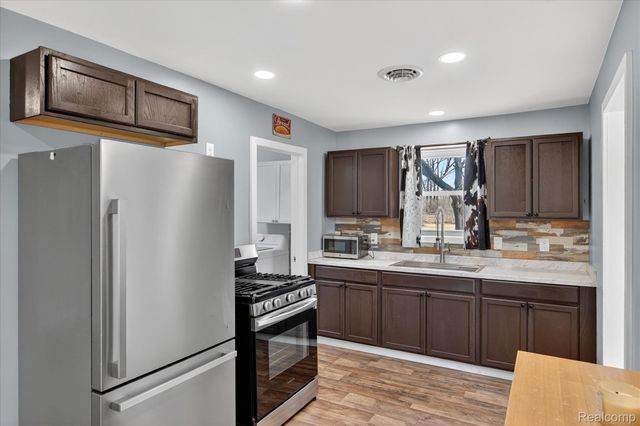 161 Bailey Drive, Raisin Township, MI 49221