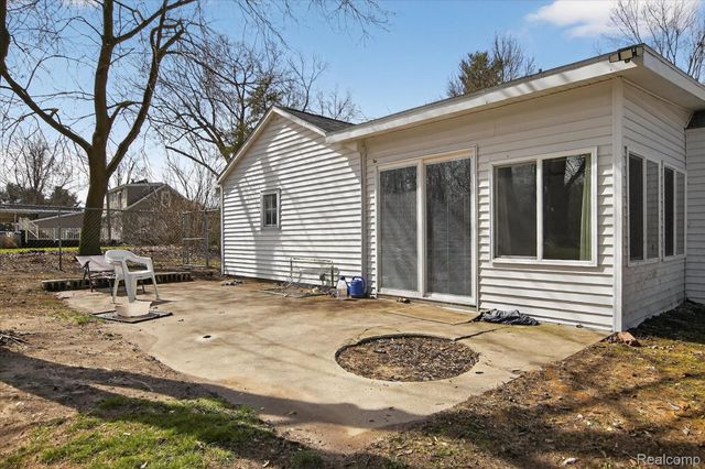 161 Bailey Drive, Raisin Township, MI 49221