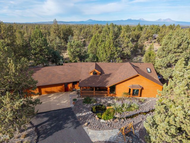 64417 McGrath Road, Bend, OR 97701