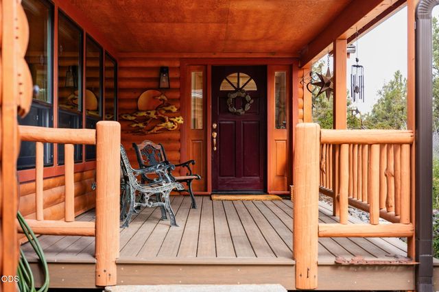 64417 McGrath Road, Bend, OR 97701