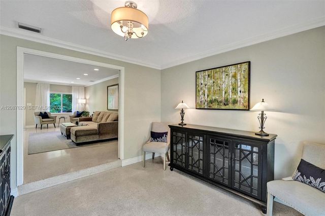 712 S 15th Avenue, Hollywood, FL 33020